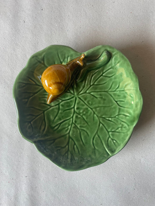 Fad m. snegl